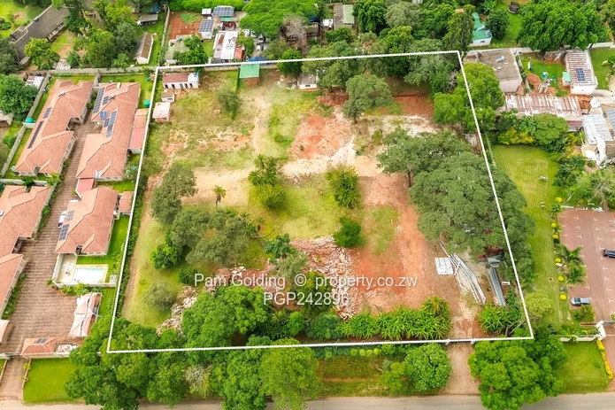 Developers Dream, Permit in place for 12 UNITS in Highlands (Sole Mandate)