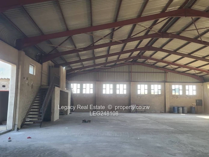 Commercial Warehouse With High Roof Clearance For Sale
