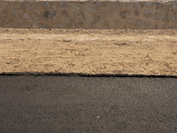 Commercial & Industrial Land