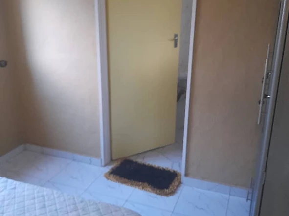 **Charming 2-Bedroom Chisipite Cottage with Borehole Access for Rent**