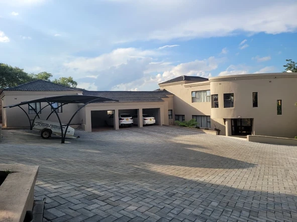5 Bedroom House