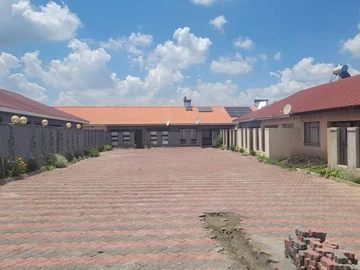 2 Bedroom Garden Flat