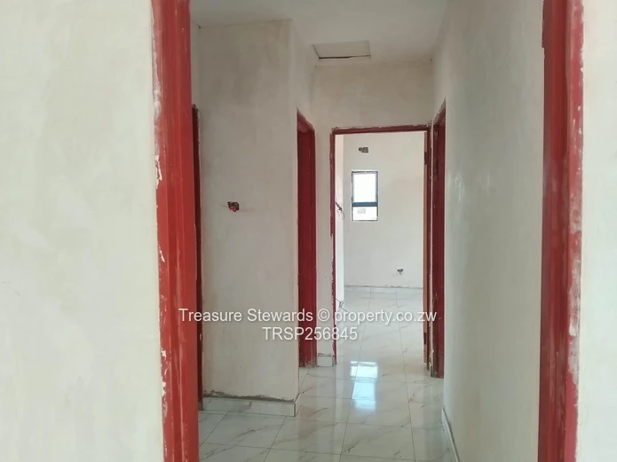 3-Bed Cottage w/ Verandah, Water Tank & En-Suite - Sunway City (Sole Mandate)
