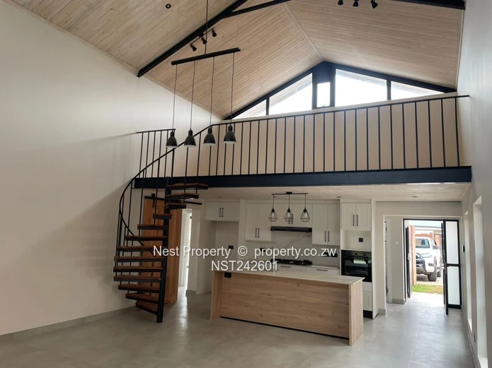 Newlands 3-Bed Townhouse — Vaulted Living, Fitted Kitchen