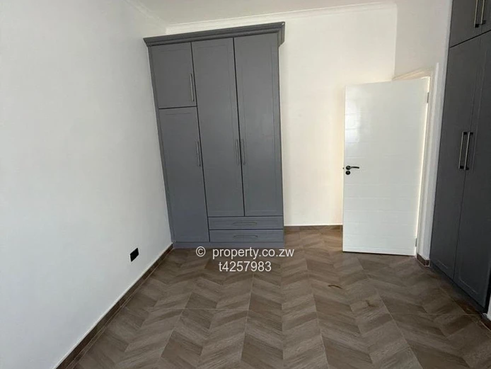 Borrowdale Vinona 3  bedroom apartment to rent