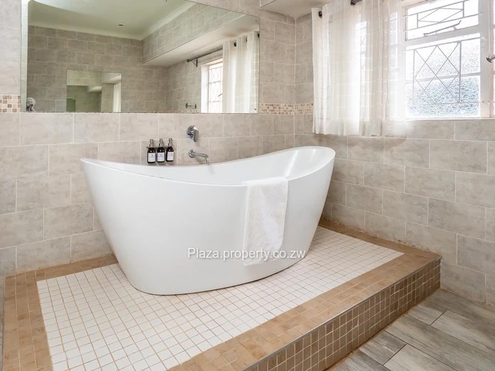 Luxury Multi-purpose Property In Greystone Park (Sole Mandate)