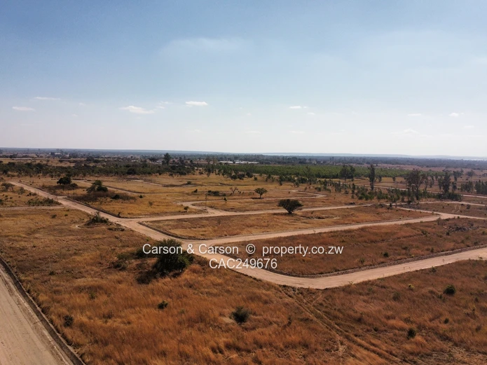 300m² Stand in Spitzkop — Panoramic Views & Services