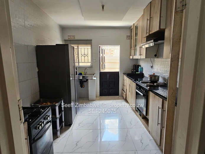 House for Sale in Southview Park!