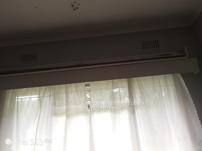 House for rent in Waterfalls 