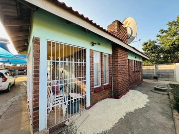 5 Bedroom House
