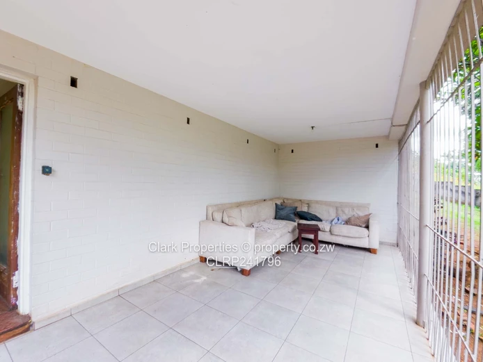 4 Bed House In Greystone Park With Good Size Land