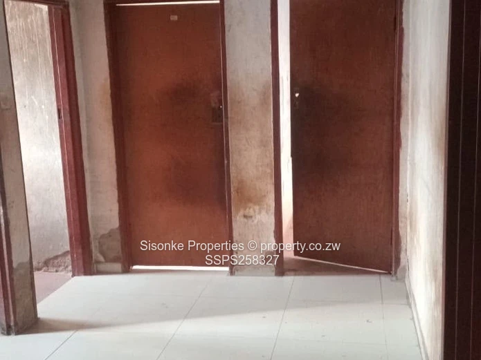 4 Bedroomed House For Sale In Chinhoyi 