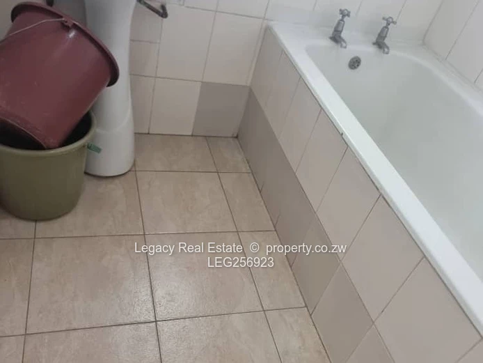 Spacious 3-Bed Home with Borehole on 7,078 m² in Waterfalls with a bedsitter extension