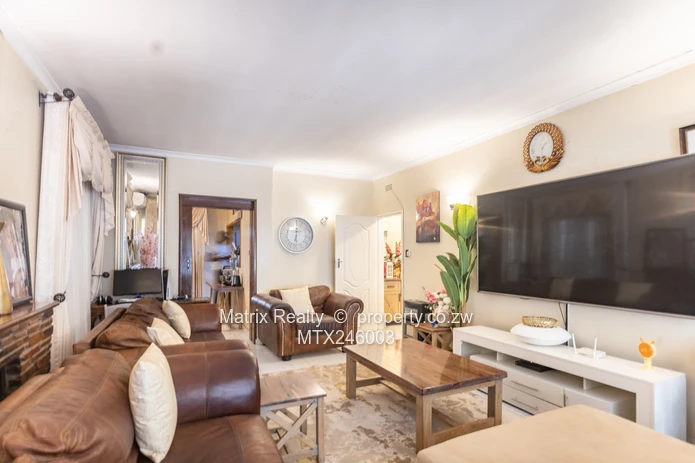 Family Home for Sale in Alexandra Park
