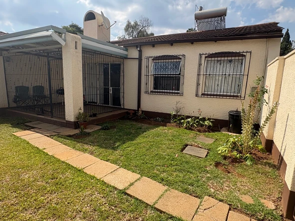 3 Bedroom Garden Flat