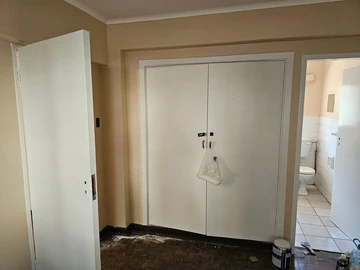 2 Bedroom Flat & Apartment