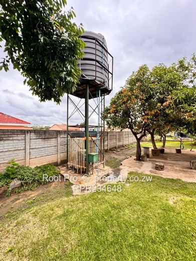 Lochnivar Property to Let