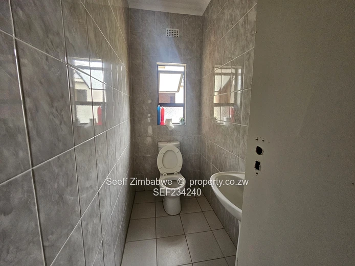 Executive 5-Bedroom House for Rent in Arlington Estate