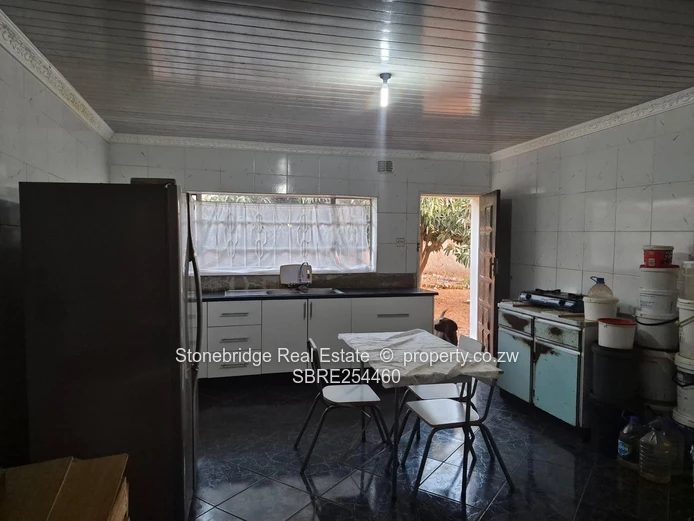 3 Bedroom House in Mahatshula North For Sale