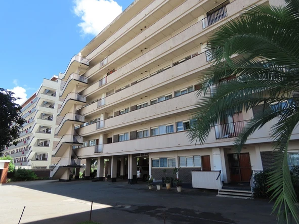 3 Bedroom Flat & Apartment