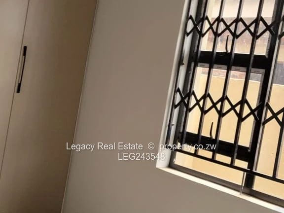 Modern 3 Bed Home With Solar & Borehole In Rainham Park