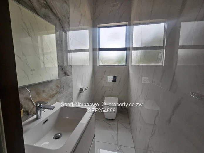 Exquisite 4-Bedroom All-Ensuite Modern Sanctuary | Glen Lorne