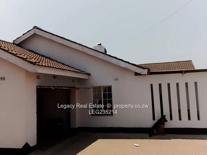 Secure Family Home for Sale in Zimre Park