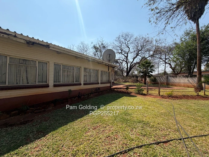 House For Sale – Hillcrest (Sole Mandate)