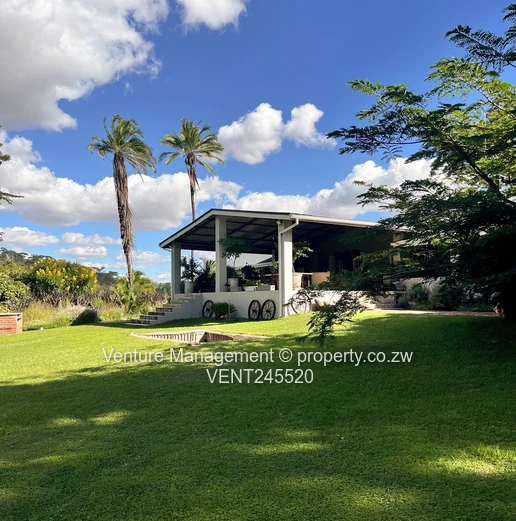 Elegant Estate Living on Expansive Grounds – Umwinsidale