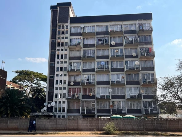 Flat & Apartment