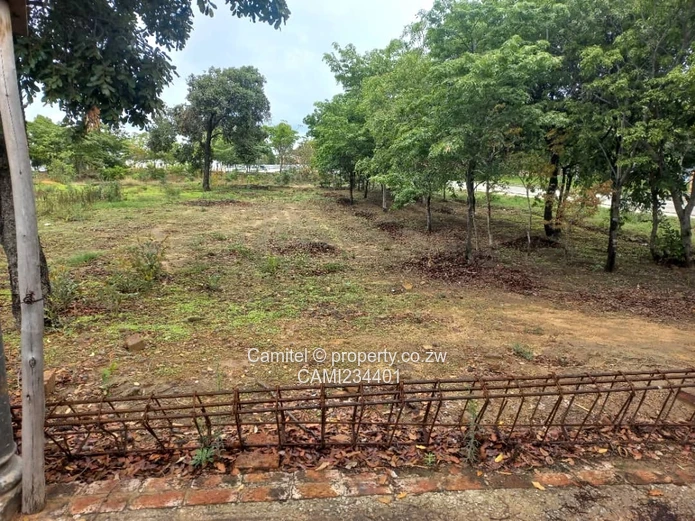 Arlington Estate reduced to go :incomplete 4beds on 2700sqm ,deeds available 