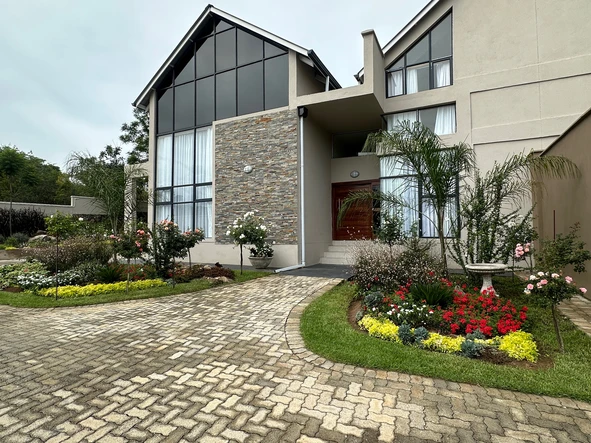 4 Unit Townhouse Complex