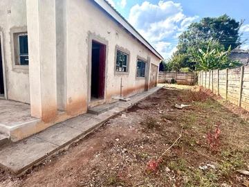 3 Unit Townhouse Complex