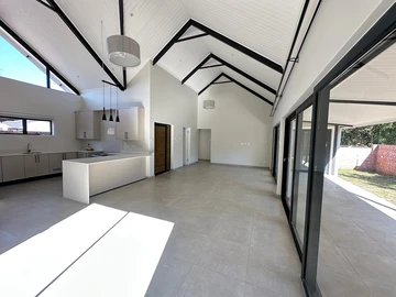 2 Bedroom Garden Flat