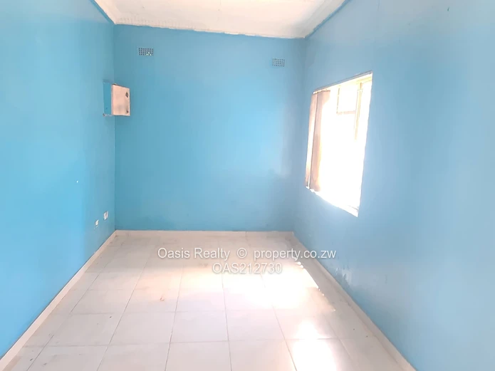 Compact Office suite in prime industrial hub