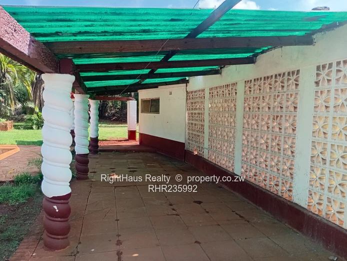 Greystone Park Oasis: Perfect Blend Of Space & Tranquility