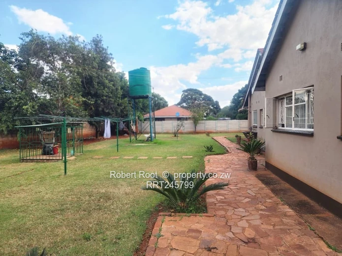 Neat 4 Bedroom House to Rent In Greendale