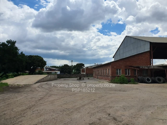 FOR SALE - TRUCK YARD (New Ardbennie)