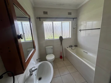 3 Bedroom Garden Flat