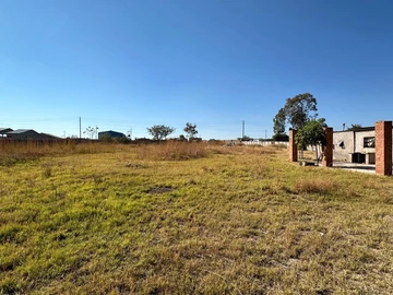 Commercial & Industrial Land