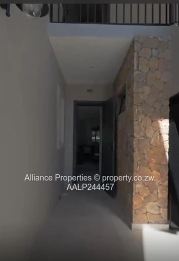 Greendale Coronation – Modern 4-Bedroom Home with Solar Backup & 24hr Security (USD $2,000)