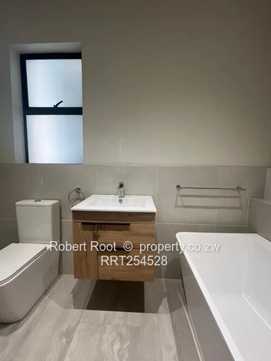 3 bed townhouse in Greendale