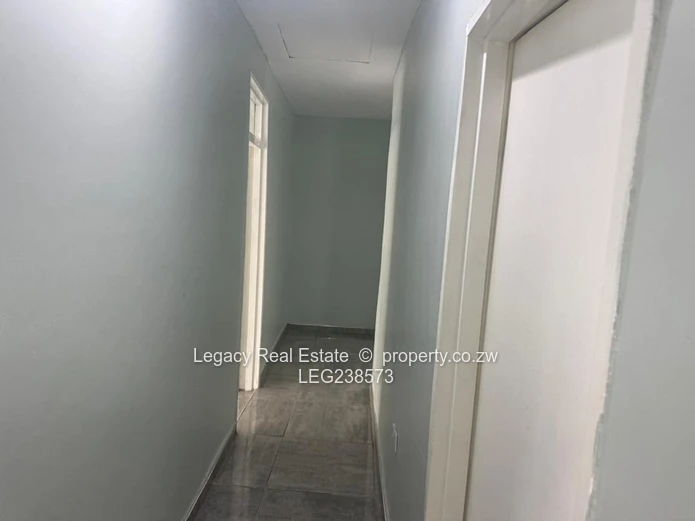 Beautiful 4-Bedroom House To Rent In New Zengeza 5