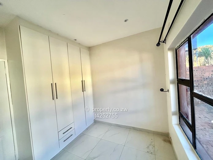 Glen Lorne 3 bedroomed house to rent