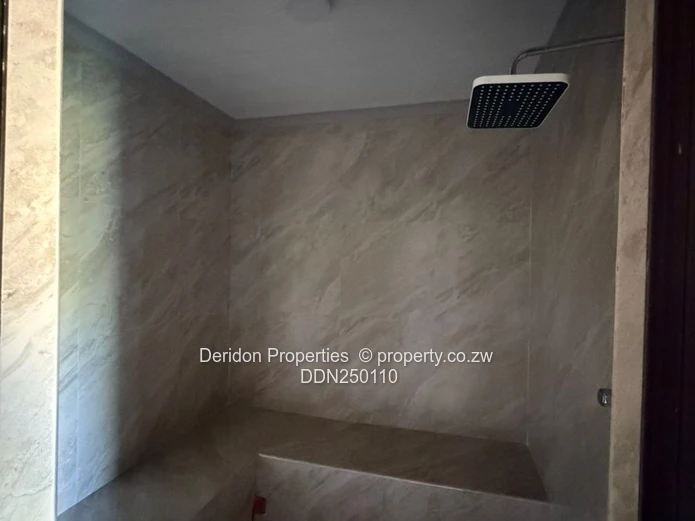 Modern 6-Bed Rolf Valley Home — Pool & Borehole