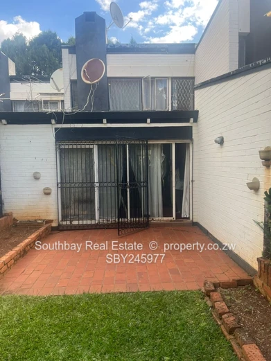 Charming Flat for Sale- Spacious and well Appointed. (Sole Mandate)