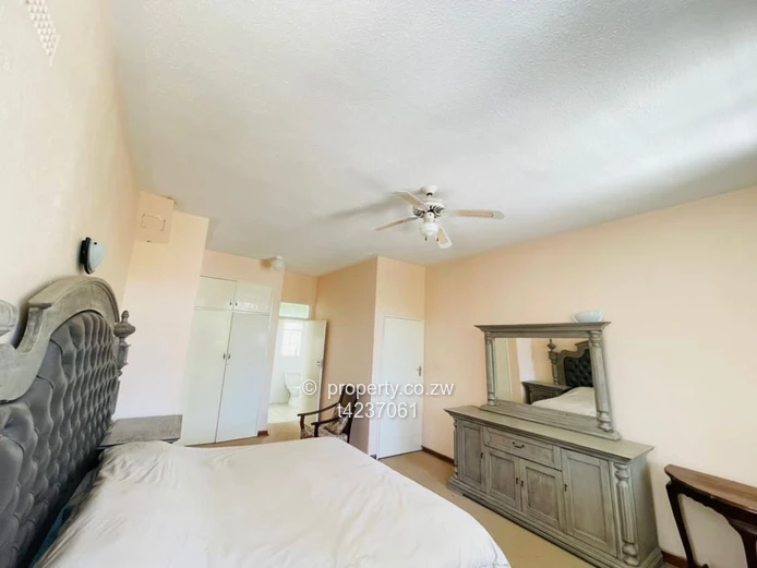 Helensvale spacious 3 bed Townhouse to Rent