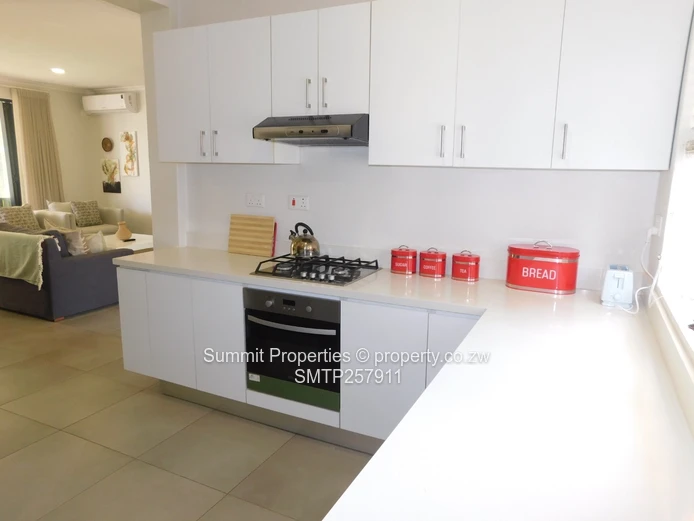 Luxurious 3 Bedroomed Fully Furnished Apartment