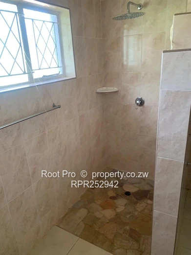 Mt Pleasant home to let