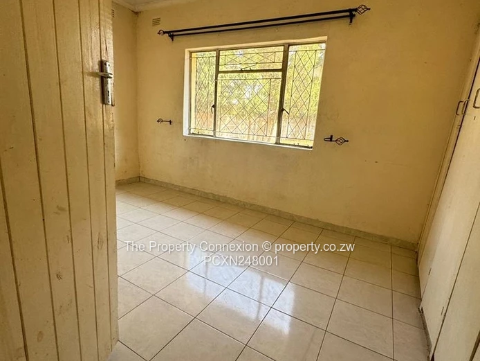 Prime Location & Secure Family Living: 3-Bed House to Rent – Bluffhill